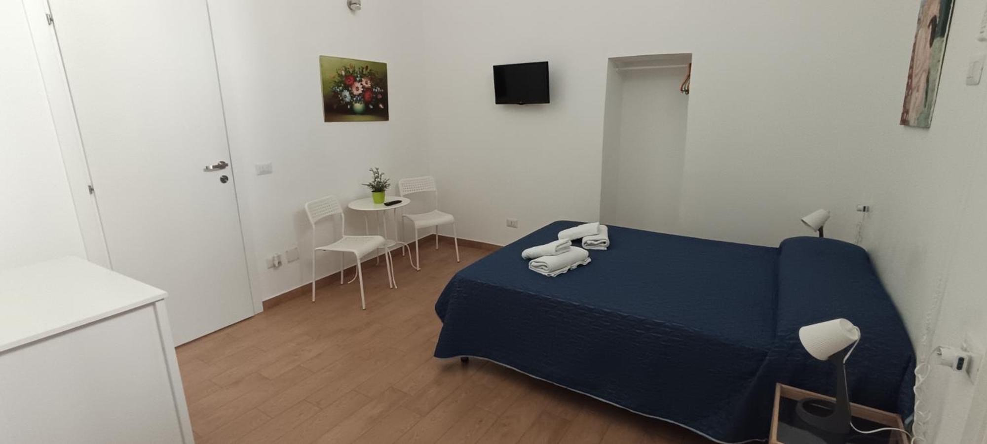 לינה וארוחת בוקר נאפולי Casa Laura Oliva Mancini מראה חיצוני תמונה