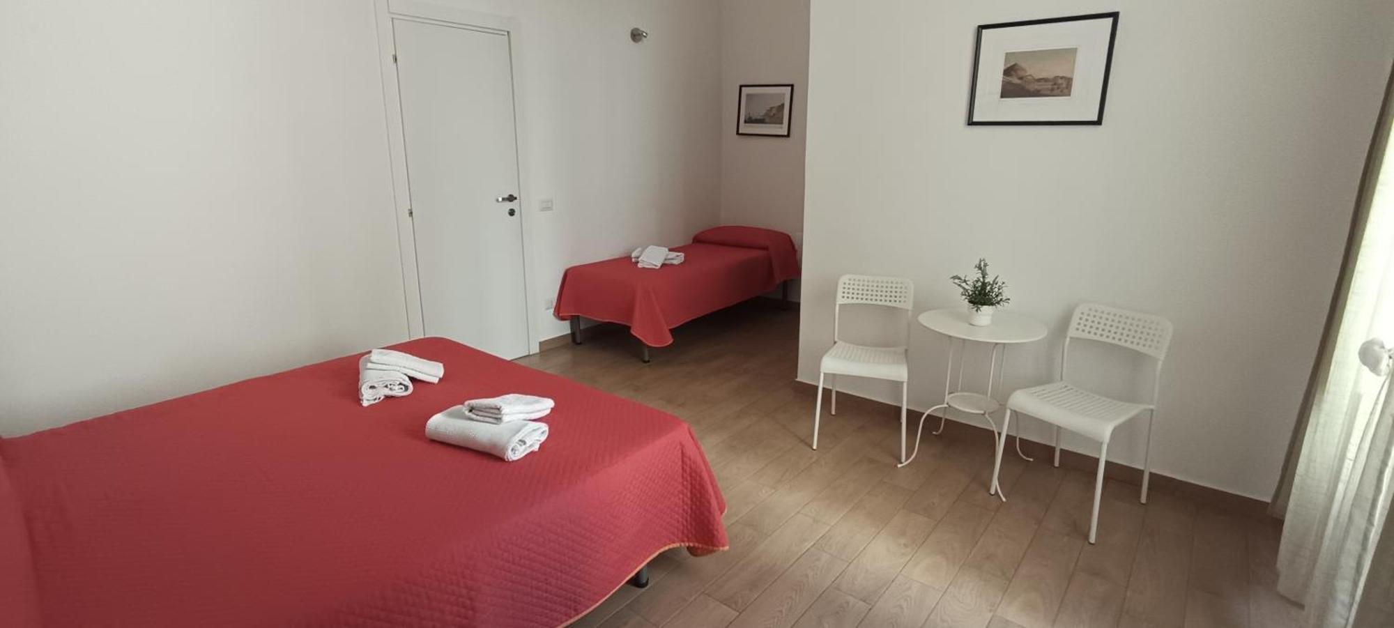 לינה וארוחת בוקר נאפולי Casa Laura Oliva Mancini מראה חיצוני תמונה